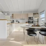 3 Bedroom In Holiday home
