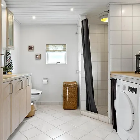 بيت للعطل 3 Bedroom In Otterup
